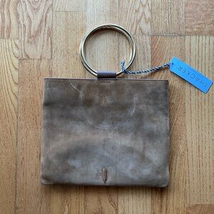 THACKER Le Pouch Leather Crossbody Bag | COGNAC